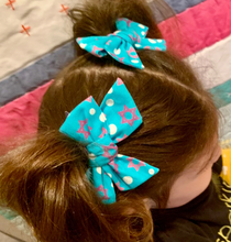 Load image into Gallery viewer, Star of David Hairbow
